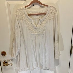 Cato 26/28 White Long Sleeve Top with Lace Bib